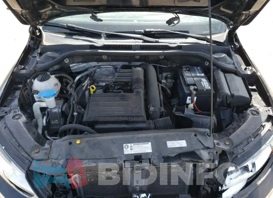 3VWDB7AJ4HM225541 Photo# 11