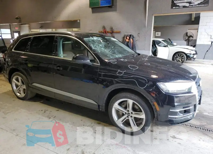 WA1VAAF79KD022811 Photo# 4