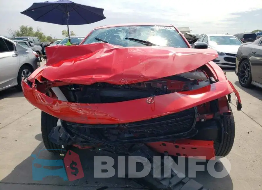 2C3CDXBG8PH550643 Photo# 5