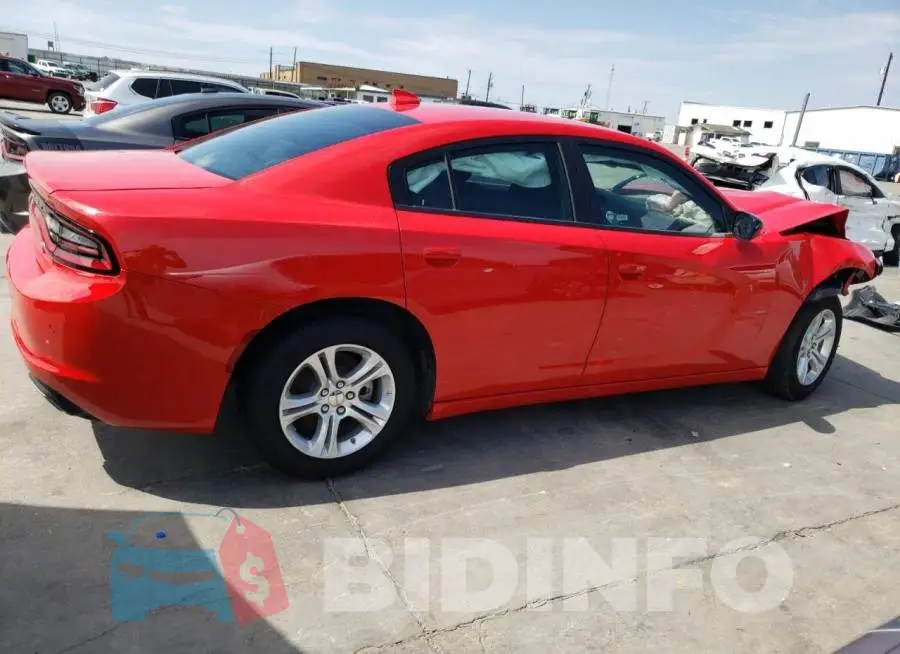 2C3CDXBG8PH550643 Photo# 3