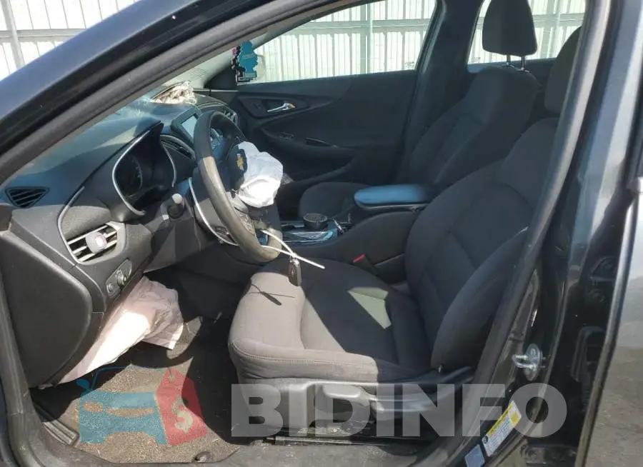 1G1ZB5ST3HF152894 Photo# 7