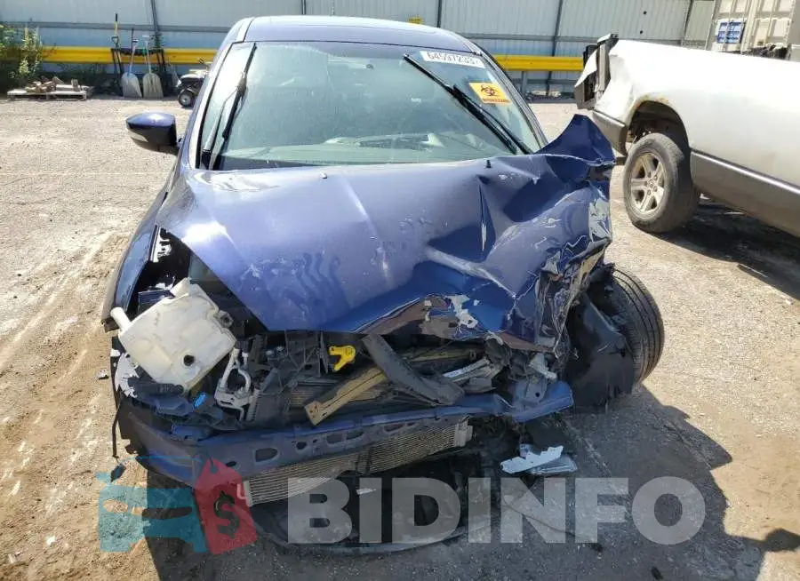 1FADP3H22HL204545 Photo# 5
