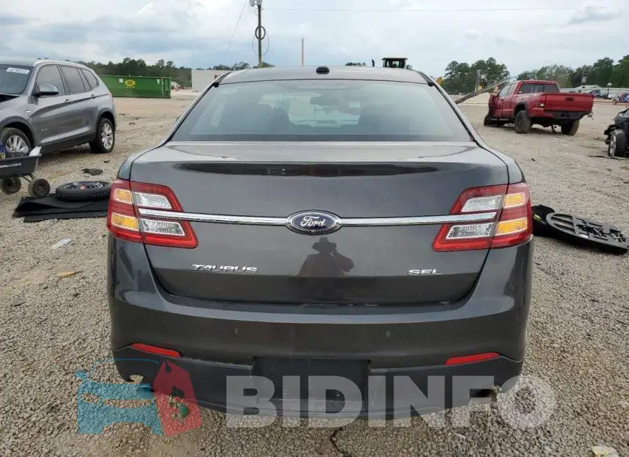 1FAHP2E82FG165501 Photo# 6