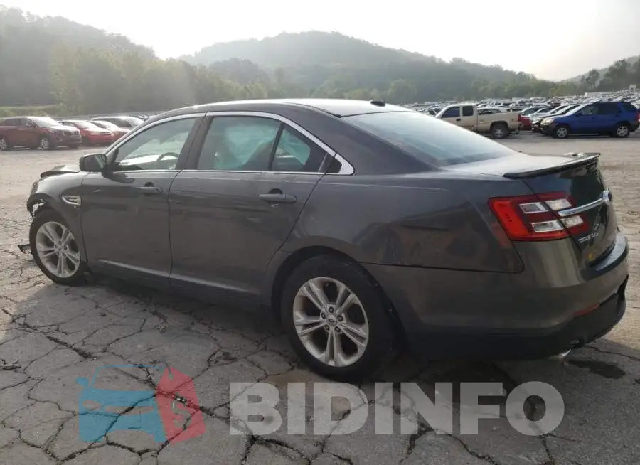 1FAHP2H82GG133189 Photo# 2