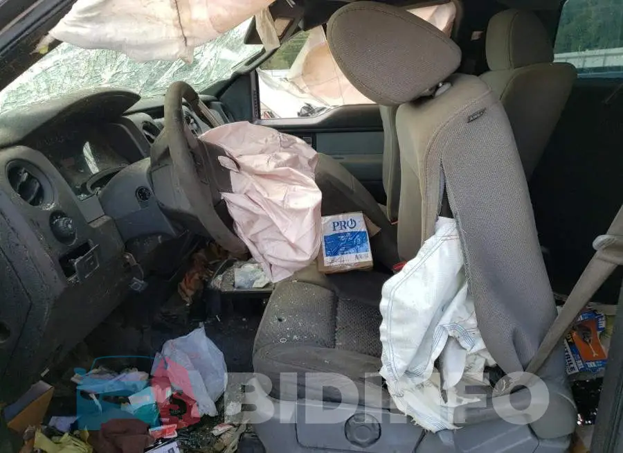 1FTNF1CF4EKD16457 Photo# 7