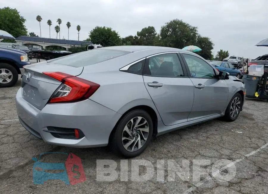 2HGFC2F78GH572720 Photo# 3