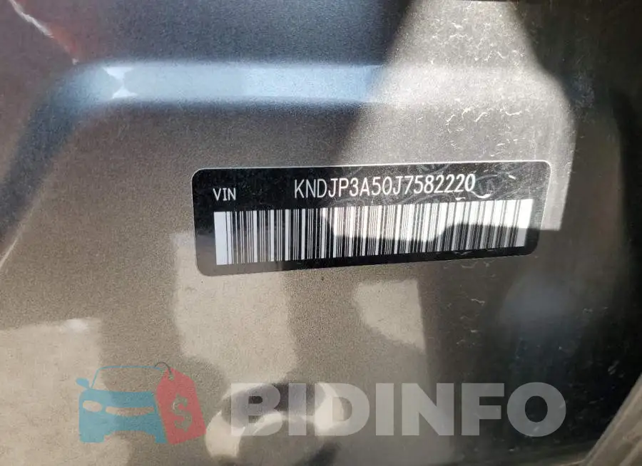KNDJP3A50J7582220 Photo# 14