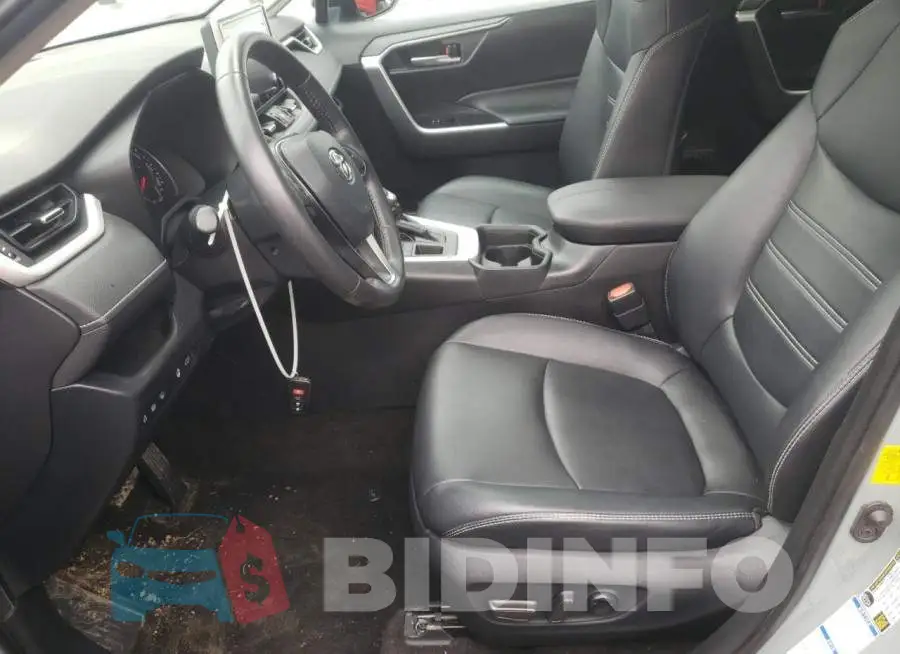 2T3A1RFV4LC067646 Photo# 7