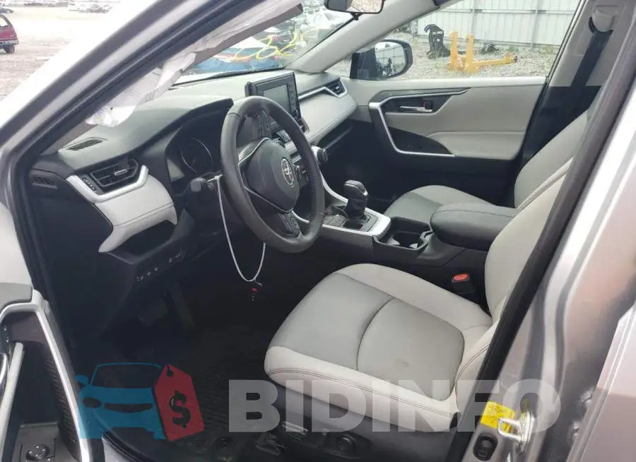 2T3A1RFV7MC239119 Photo# 7