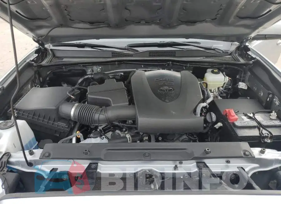3TMCZ5AN4NM472233 Photo# 11