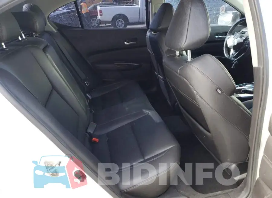 19UUB2F3XFA023864 Photo# 10