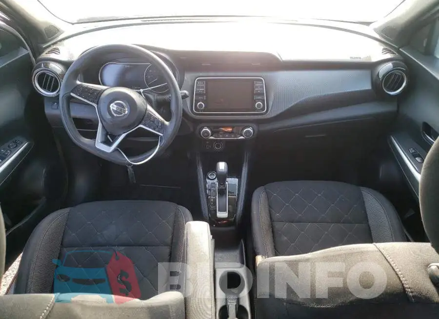 3N1CP5CU9JL530625 Photo# 8