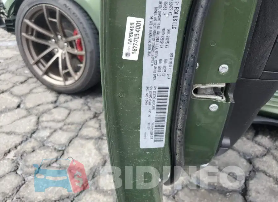 2C3CDXGJ0KH710401 Photo# 12