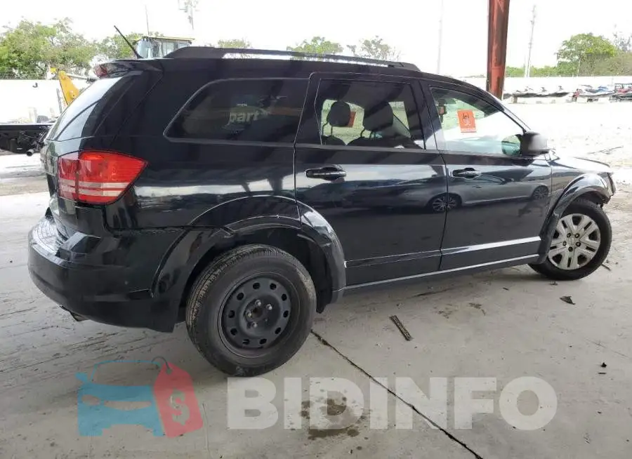 3C4PDCAB9HT582585 Photo# 3