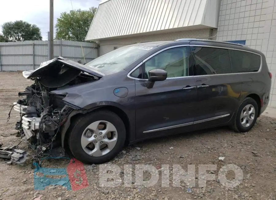 2C4RC1L71JR124847 Photo# 1