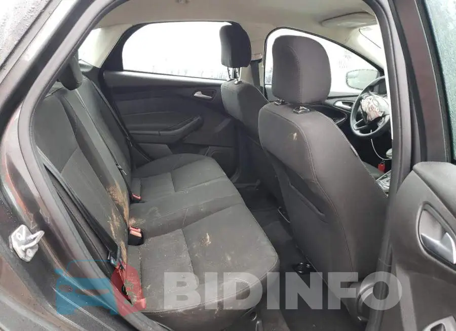 1FADP3F23HL326768 Photo# 10