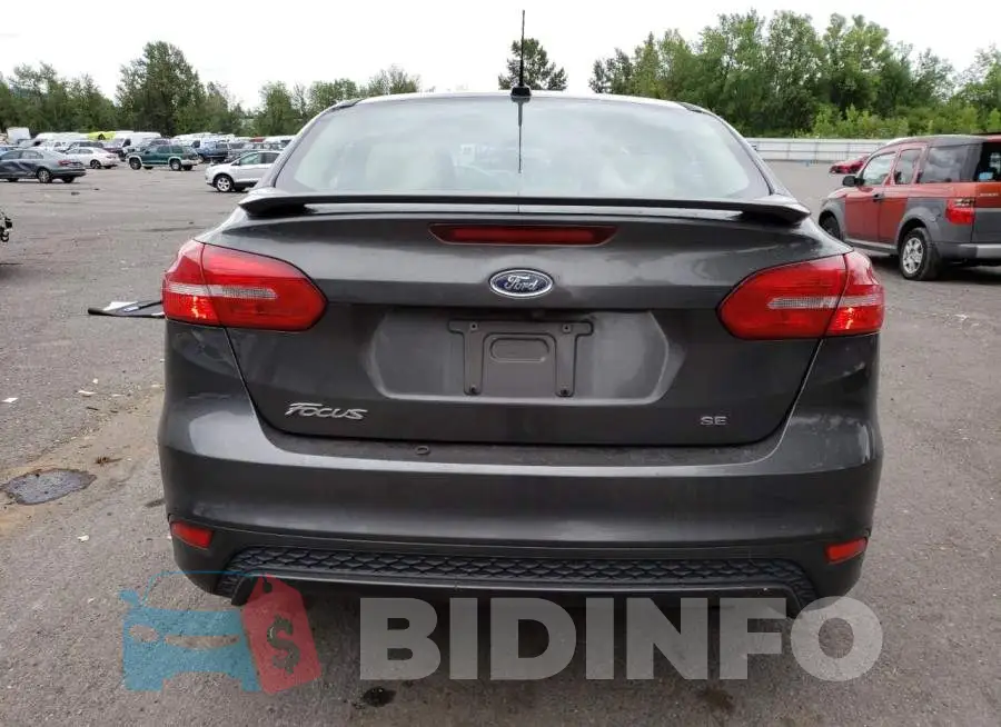 1FADP3F28GL310564 Photo# 6