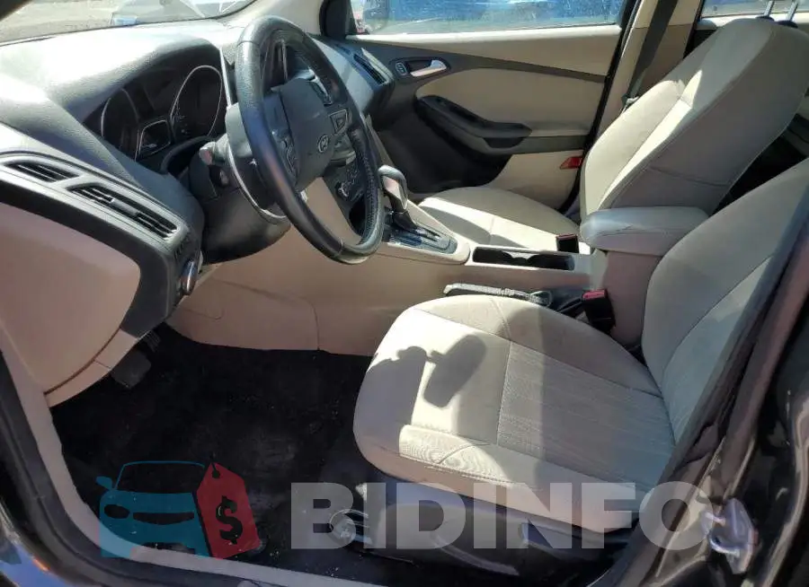 1FADP3F28GL310564 Photo# 7