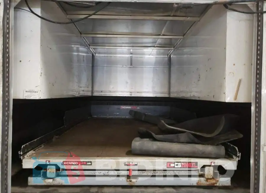 1FT7X2B67GEA39673 Photo# 9