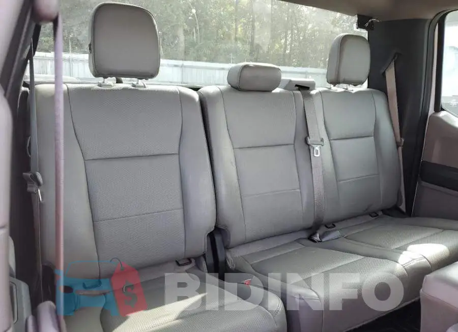 1FTFX1EF1GKF40237 Photo# 10