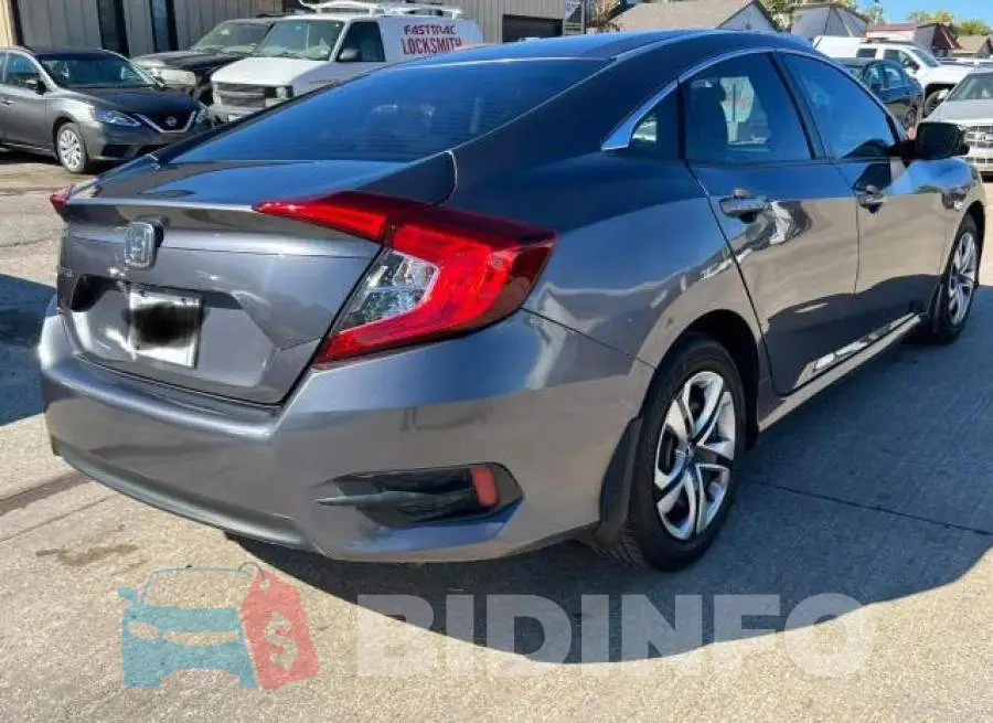 19XFC2F76GE034947 Photo# 4
