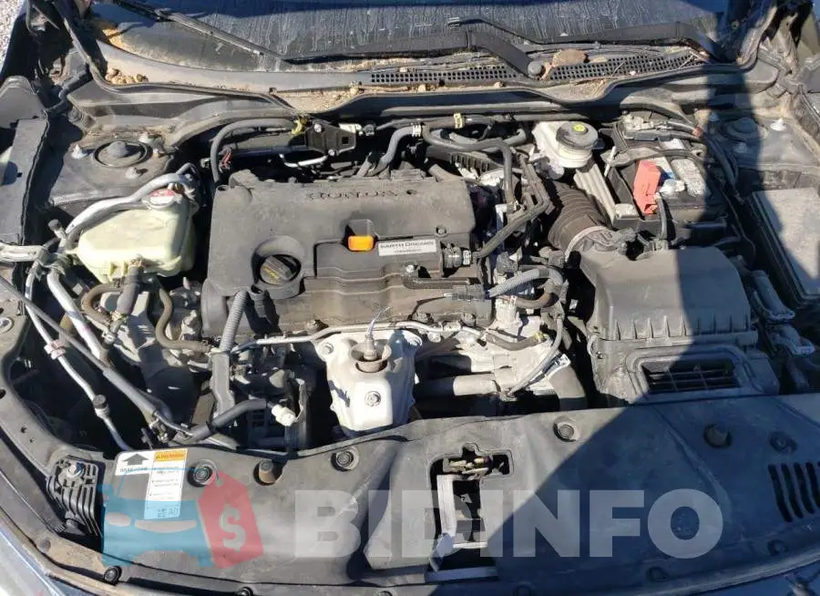 19XFC2F82GE077884 Photo# 11