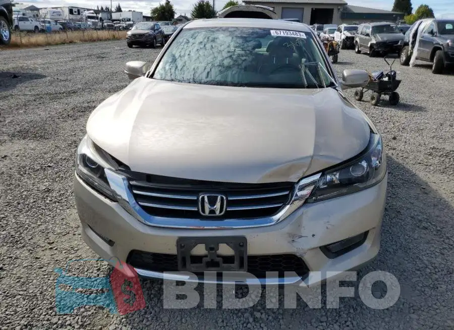 1HGCR2F83FA149292 Photo# 5