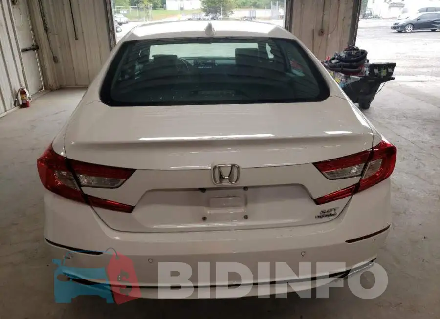 1HGCV2F94MA001041 Photo# 6