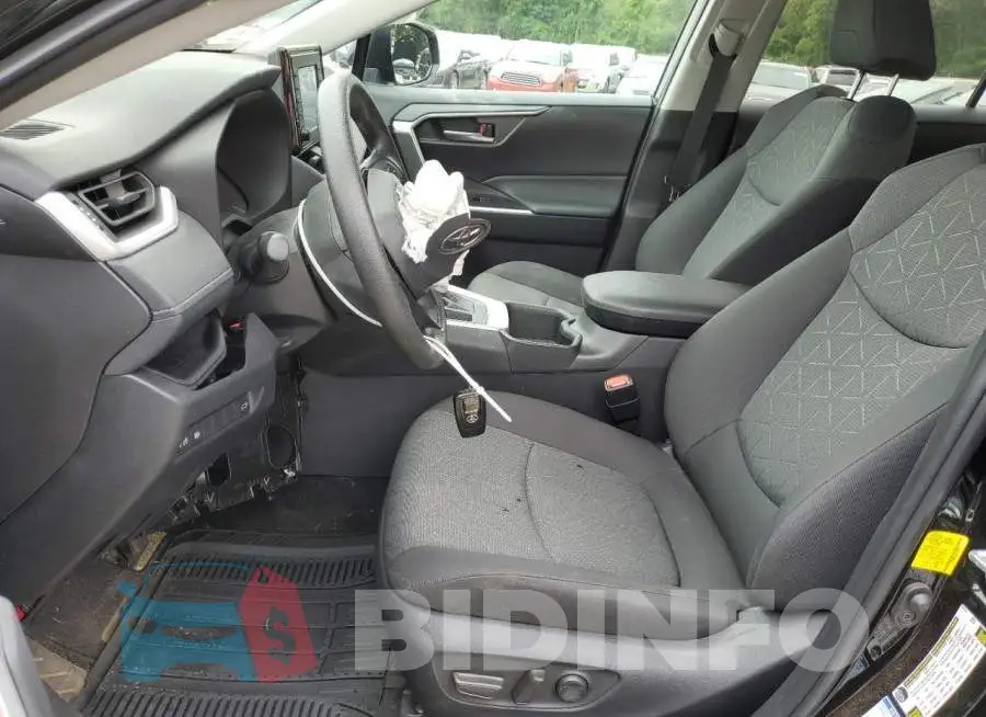 2T3P1RFV6NC272527 Photo# 7