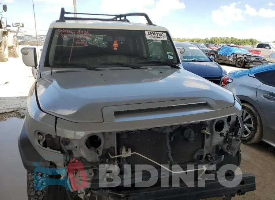 JTEBU4BF7EK175942 Photo# 5