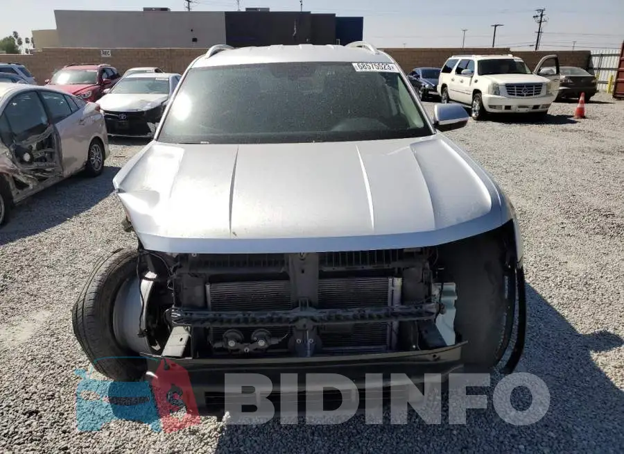 1V2CP2CA6JC600044 Photo# 5