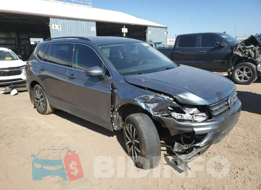 3VV3B7AX8KM172628 Photo# 4