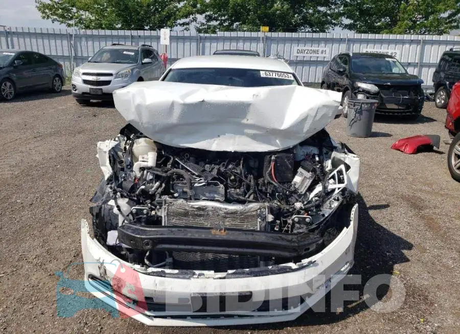 3VW2B7AJ2HM241308 Photo# 5