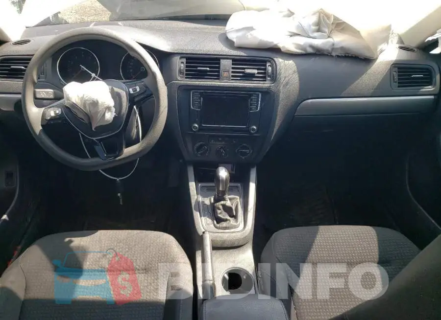 3VW2B7AJ2HM241308 Photo# 8