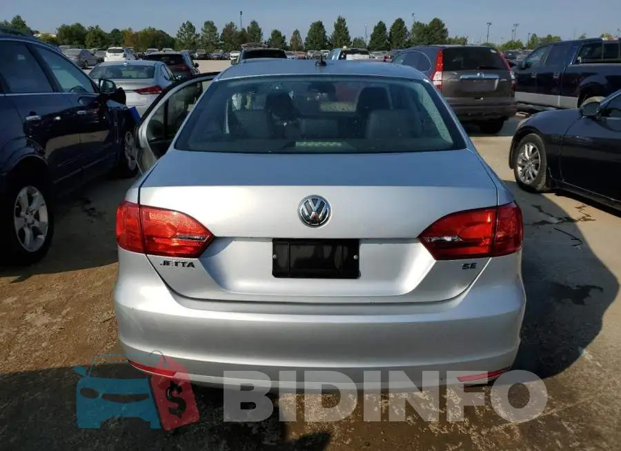 3VWD17AJ9EM360190 Photo# 6