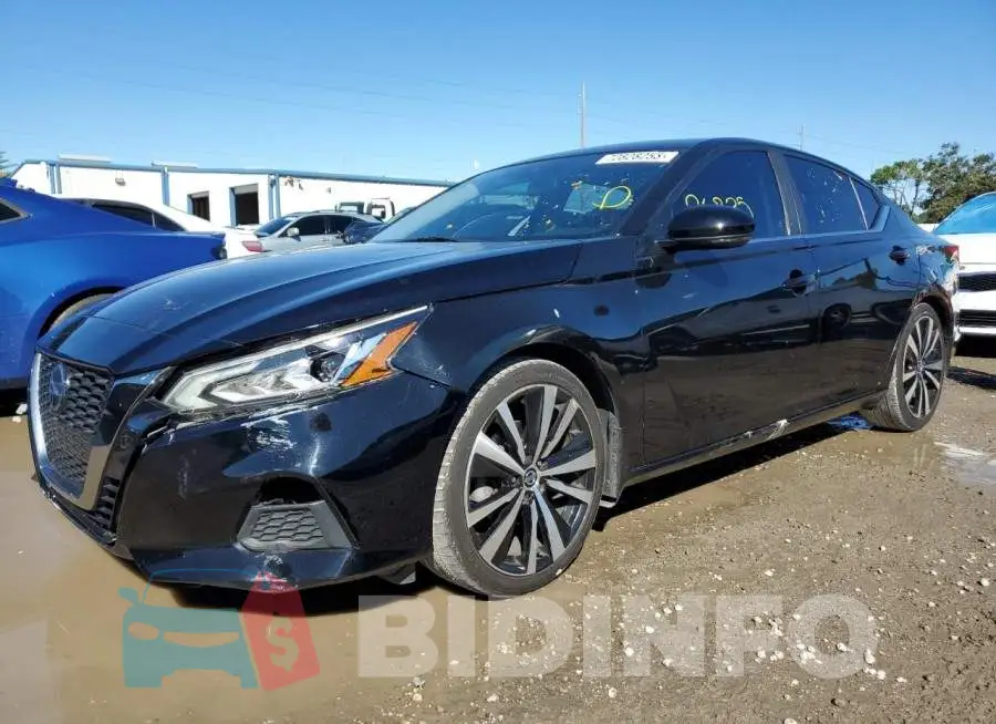 1N4BL4CV1LN305633 Photo# 1