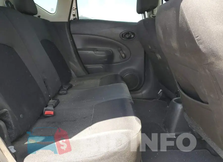 3N1CE2CP6JL352977 Photo# 10