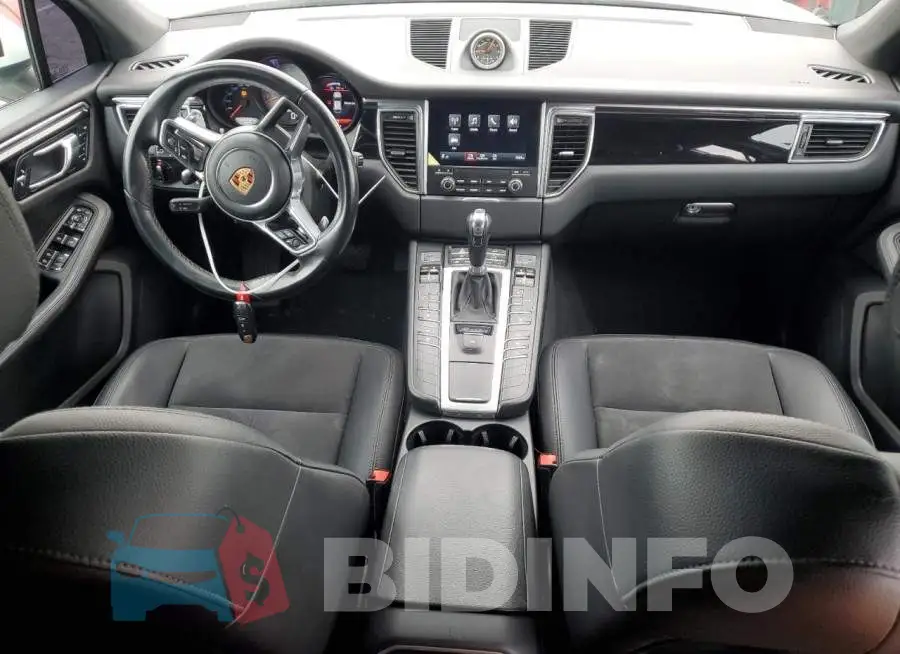 WP1AB2A59JLB35514 Photo# 8