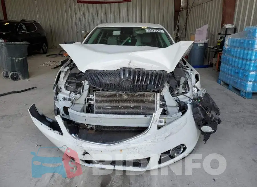 1G4PR5SK6F4127185 Photo# 5