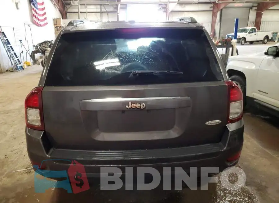 1C4NJDEB5HD191245 Photo# 6