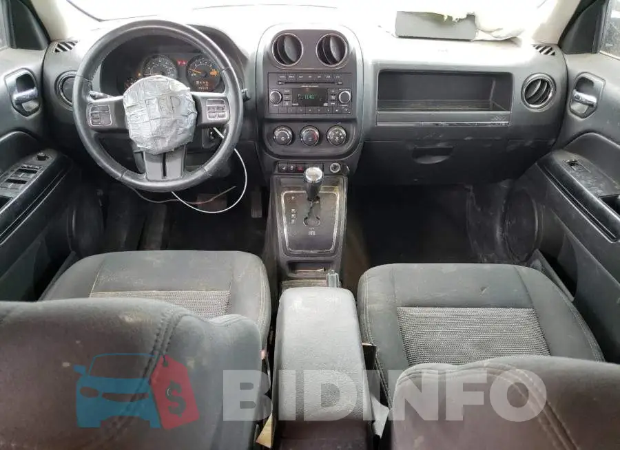 1C4NJRFB6ED551680 Photo# 8