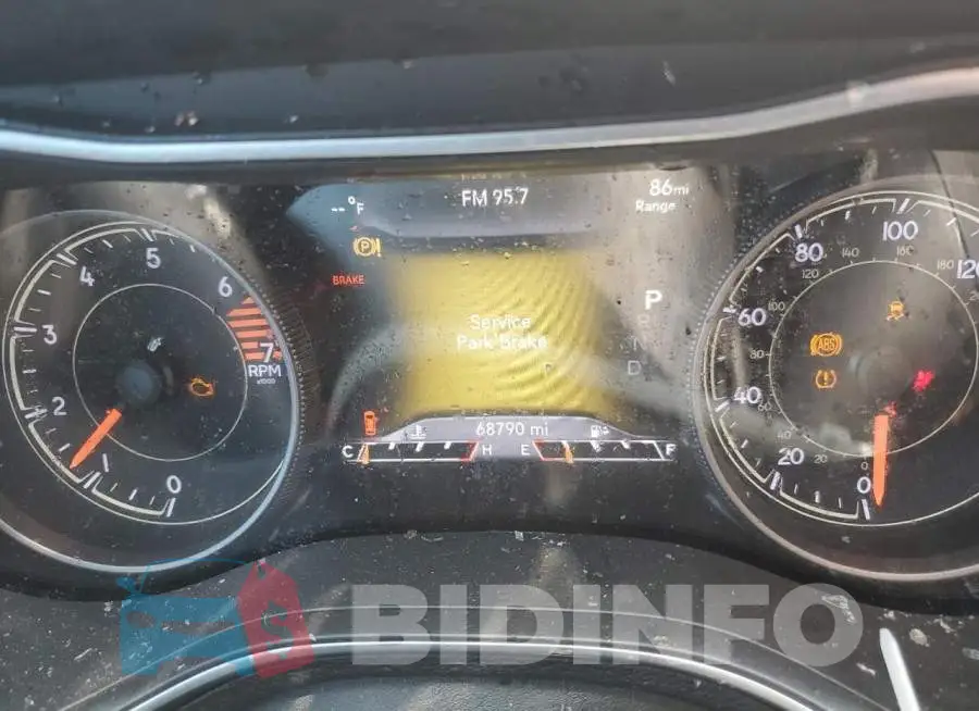1C4PJLDB3KD419500 Photo# 9