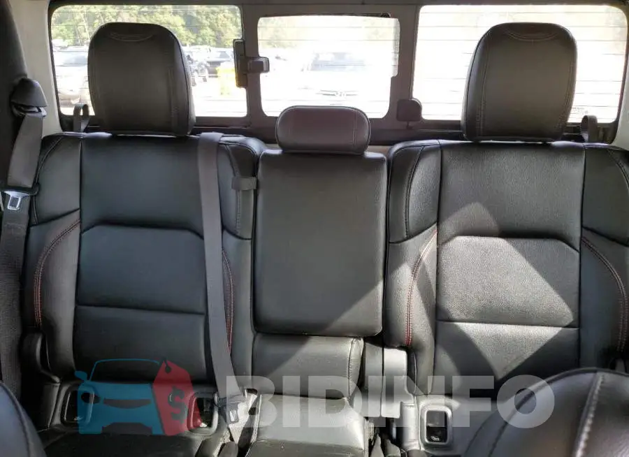 1C6JJTBM0ML573723 Photo# 10