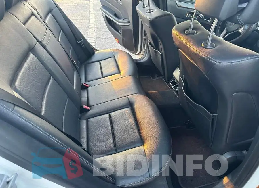 WDDHF5KB4EA974889 Photo# 6