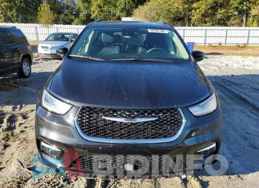 2C4RC1BG4NR154786 Photo# 5