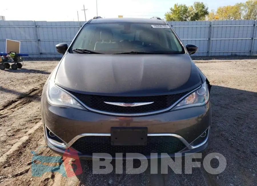2C4RC1BGXHR517077 Photo# 5