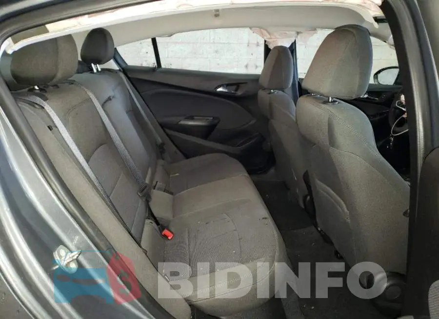 1G1BE5SM0J7193131 Photo# 10