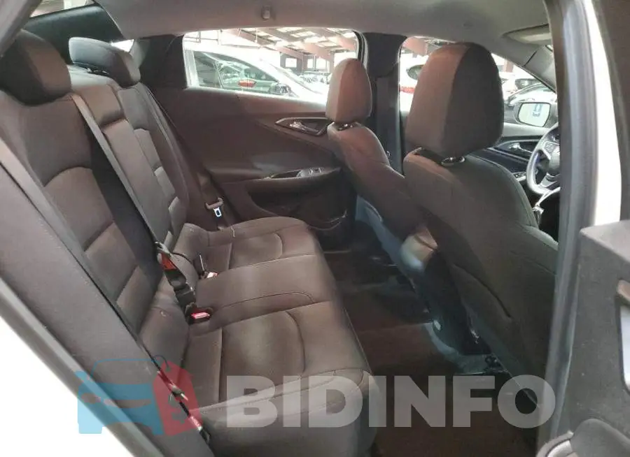 1G1ZB5STXHF141777 Photo# 10