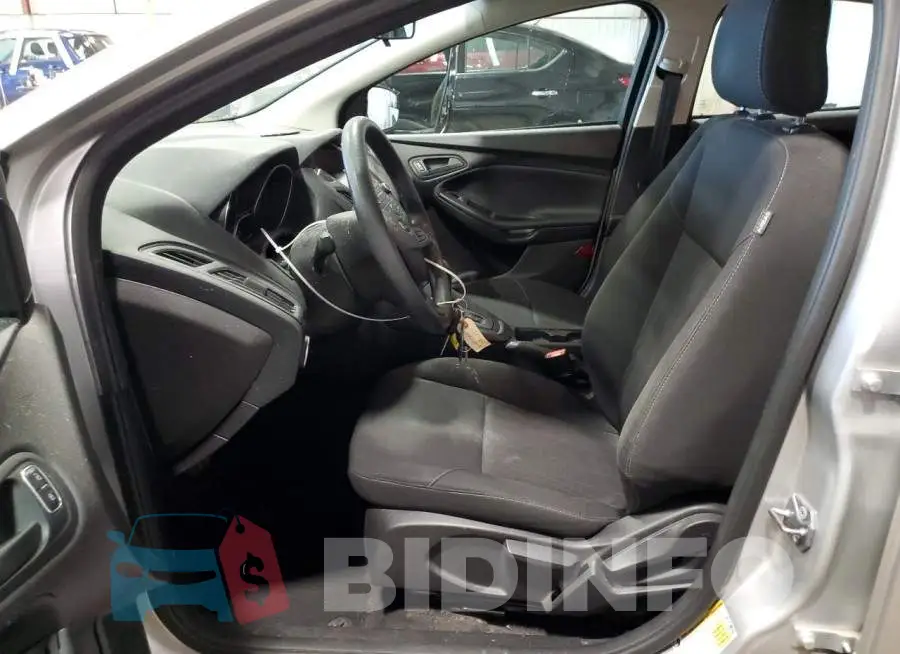 1FADP3E22GL232039 Photo# 7