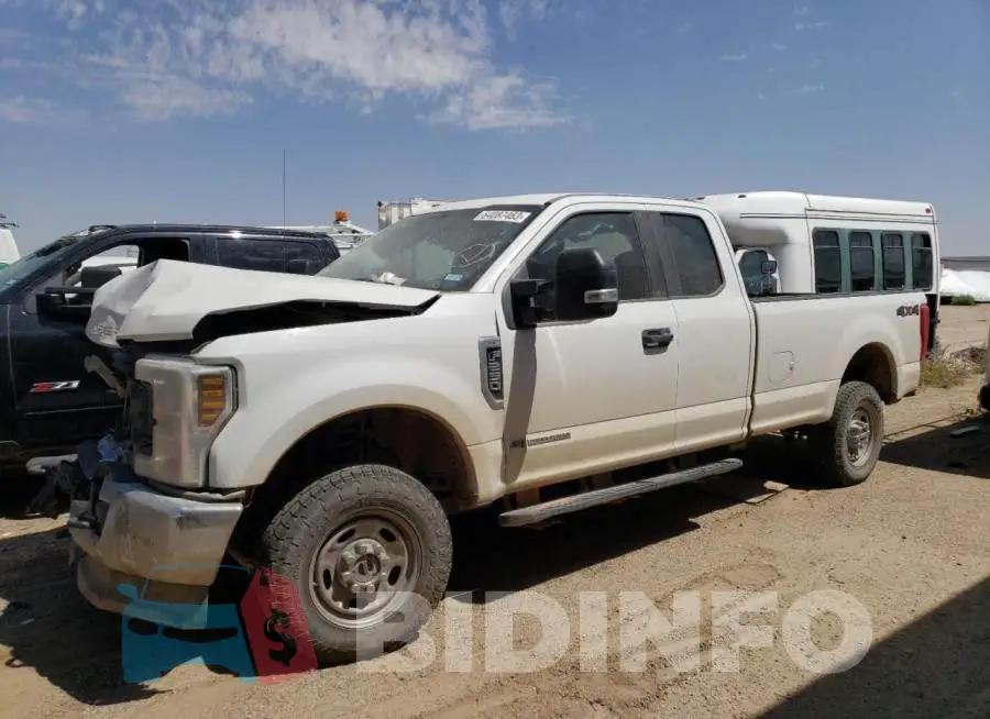 1FT7X2BT5KEC45346 Photo# 1